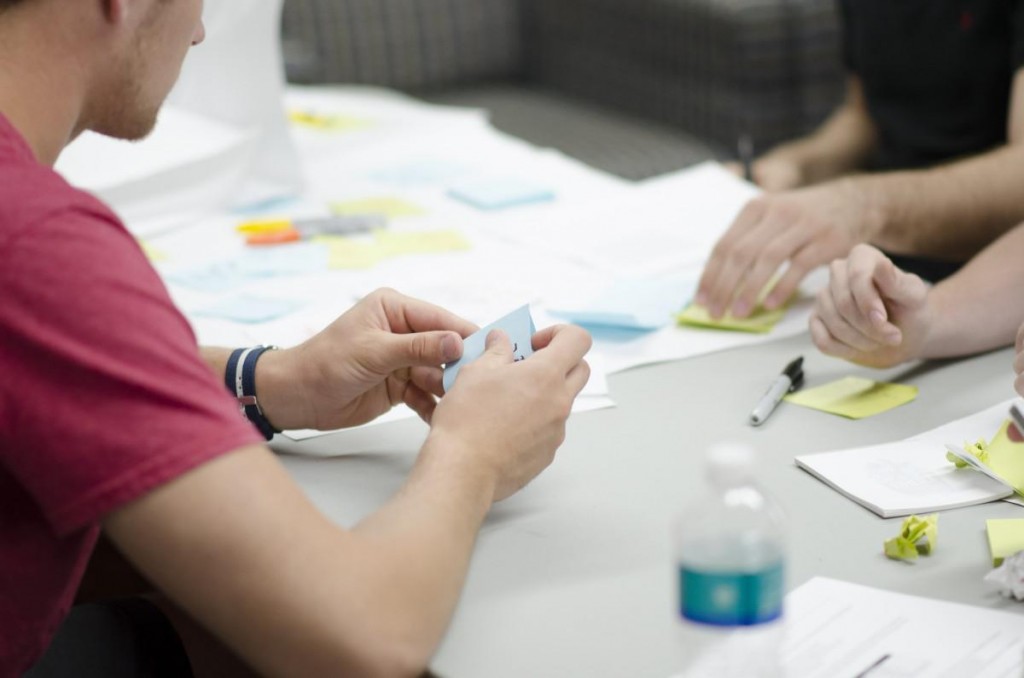 HIV Awareness in the Workplace: Dos and Don’ts