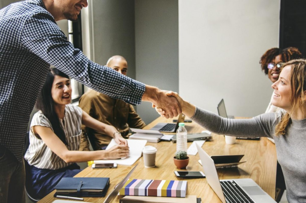 Employee Benefits Packages for Small Businesses: How Voluntary Benefits Can Help