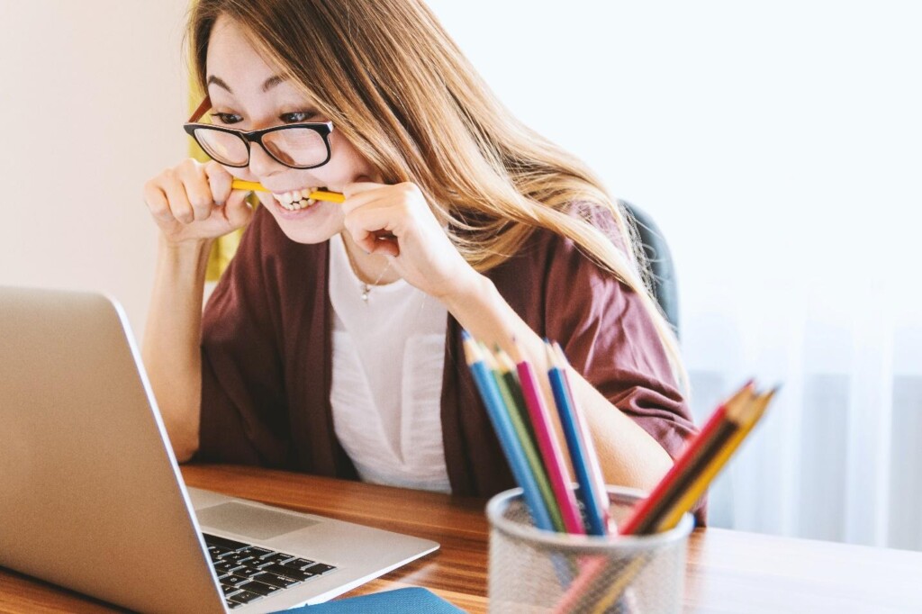 How Disclosing Salary in Job Ads Helps Companies