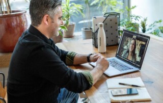 How Managers Can Deal with Flexible Schedules for Employees