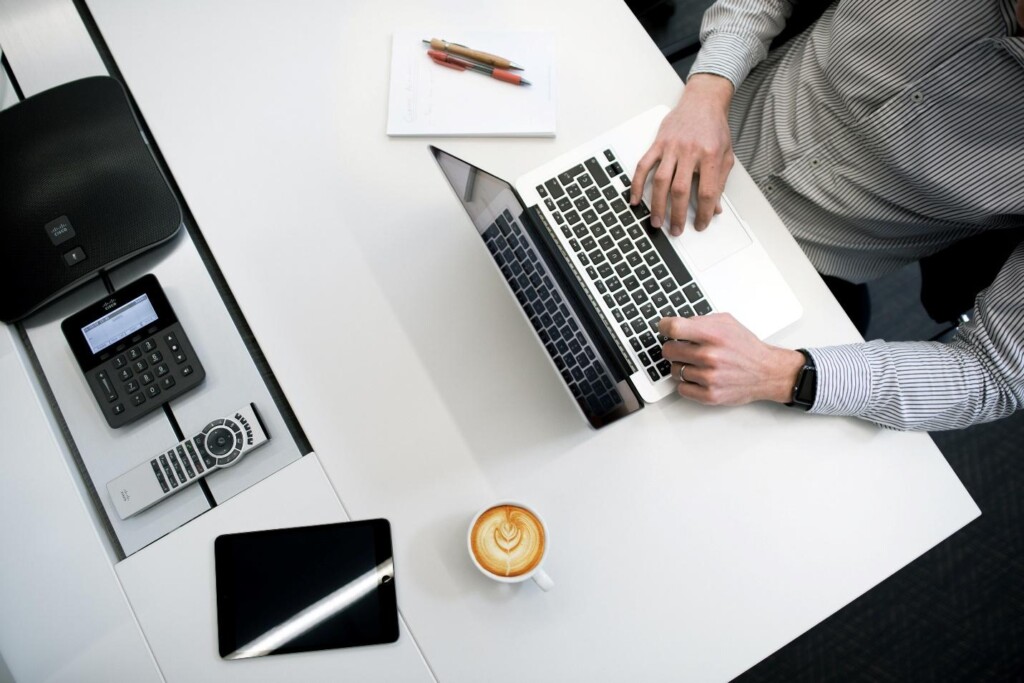 5 Reasons that make Technology Essential Workplace Benefit