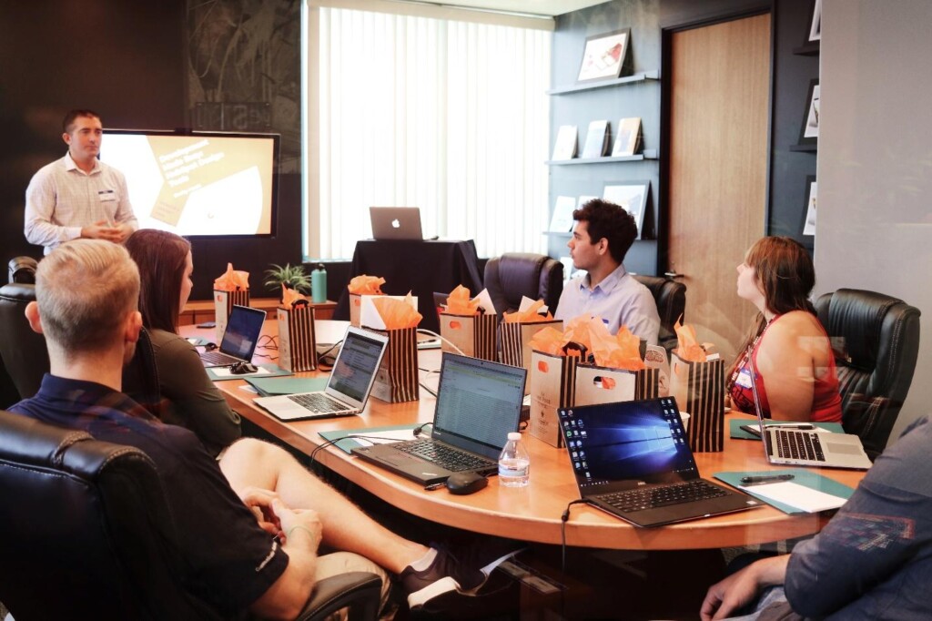 5 Steps to Quickly Enhance Company Culture Any Day