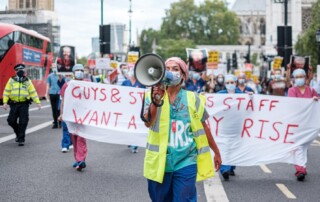 Tips for HR Professionals to Effectively Negotiate with Union Reps