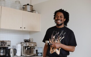 Ways Break Room Conversations Increase Employee Motivation