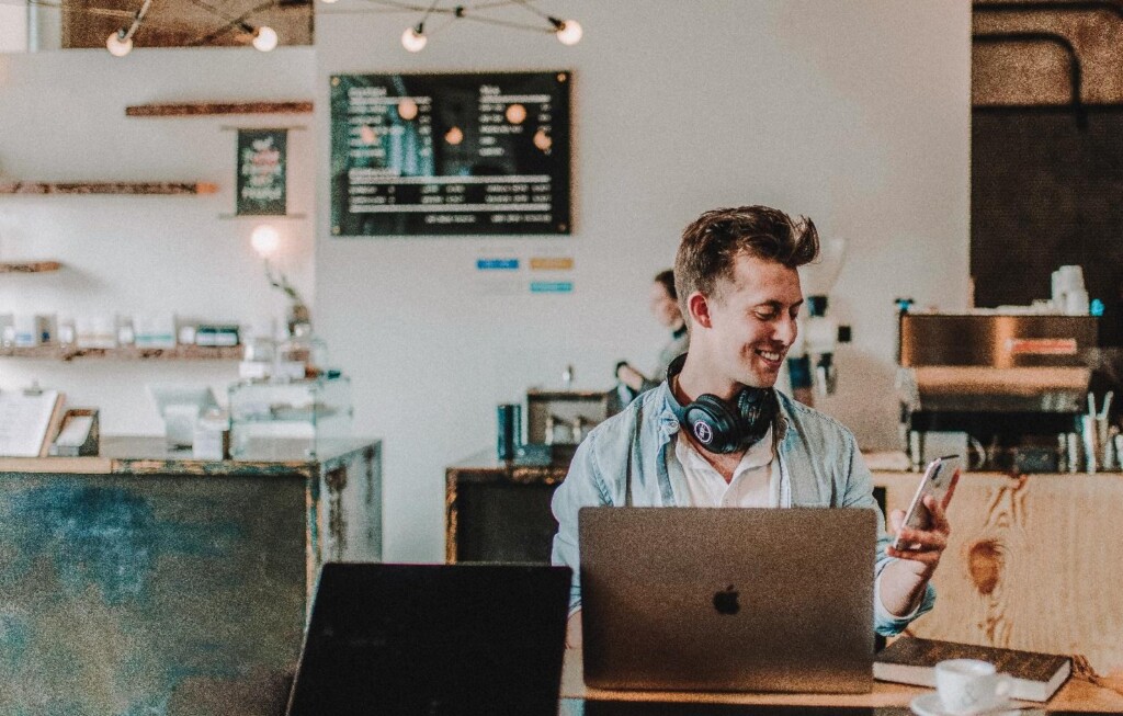 3 Work Anniversary Ideas that Enhance Employee Retention