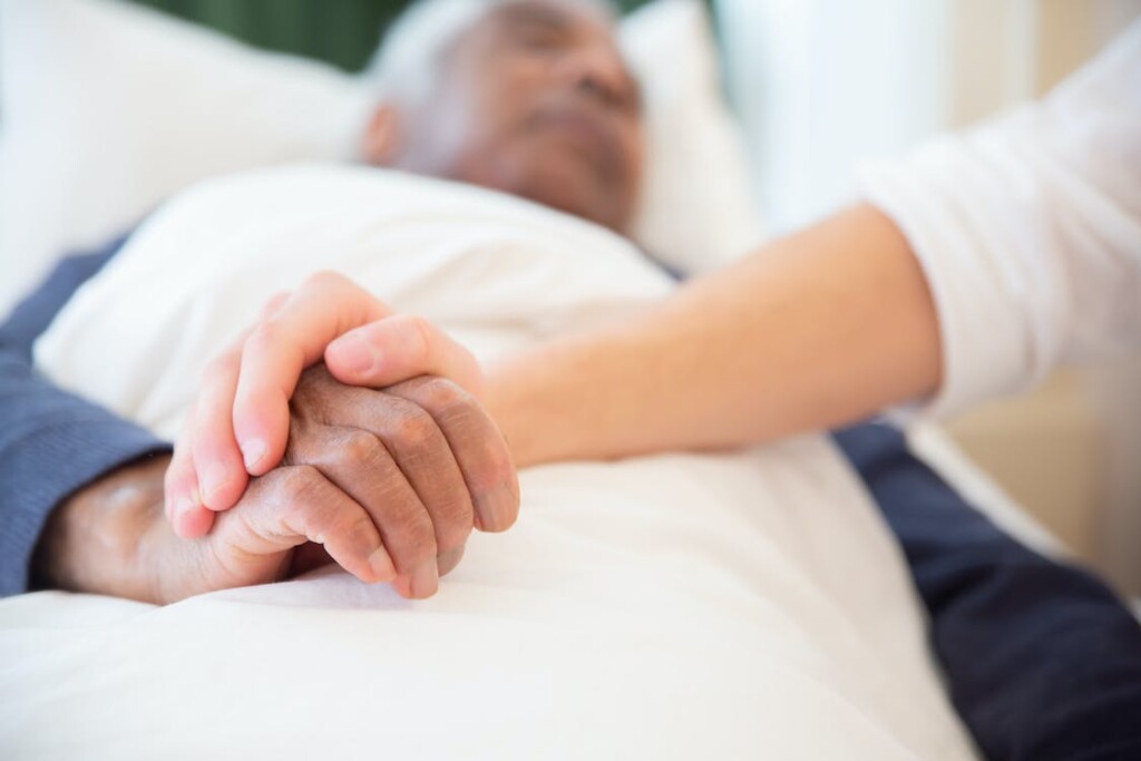 Balancing Work and Caregiving: Benefits for Employees Caring for Aging Parents