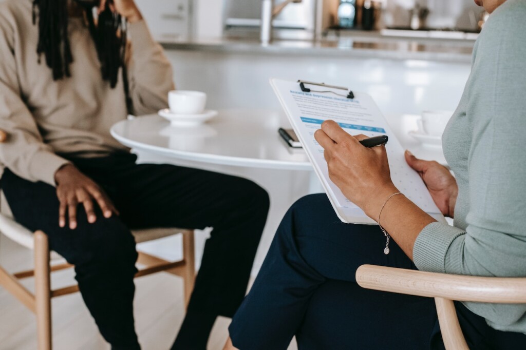 10 Effective HR Strategies for Employee Recruitment and Retention