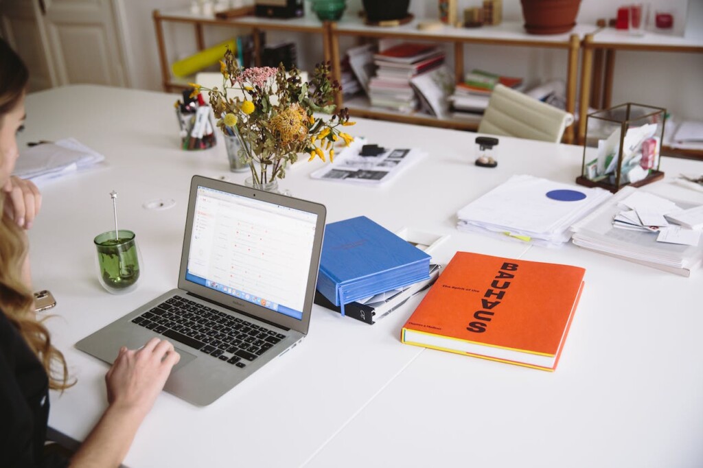 Remote Work: Navigating HR Challenges in the Digital Age