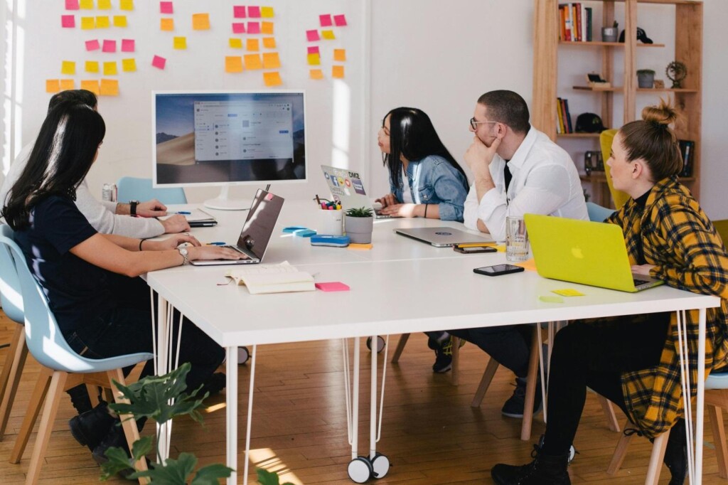 Peak Performance Playbook – Strategies for Employee Excellence