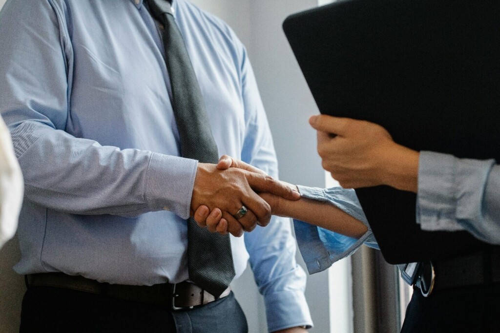 Three Steps to Build Trust with Employees in Navigating Pay Transparency