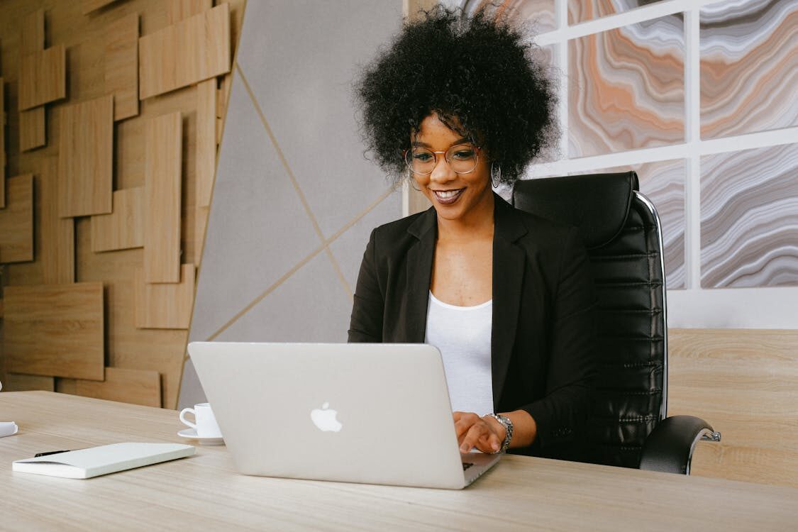 Employee Perks That Boost Brand Marketing