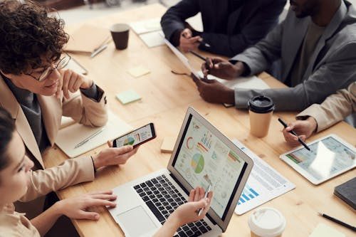 HR strategy supporting business growth