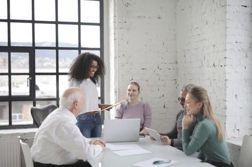 How Fractional HR Helps Small Businesses Handle Hiring, Compliance, and Culture
